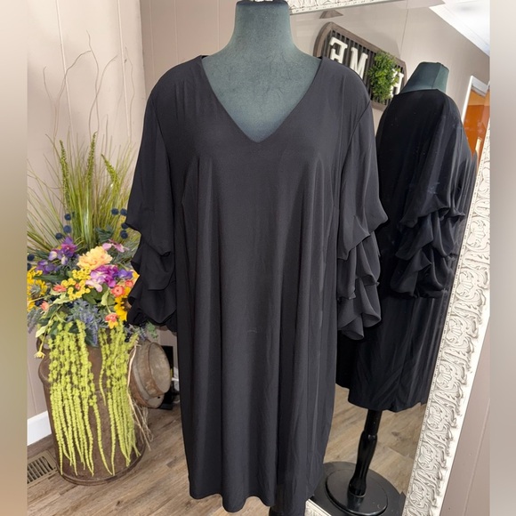 Cato • Puff Sleeve Shift Dress - Picture 2 of 13